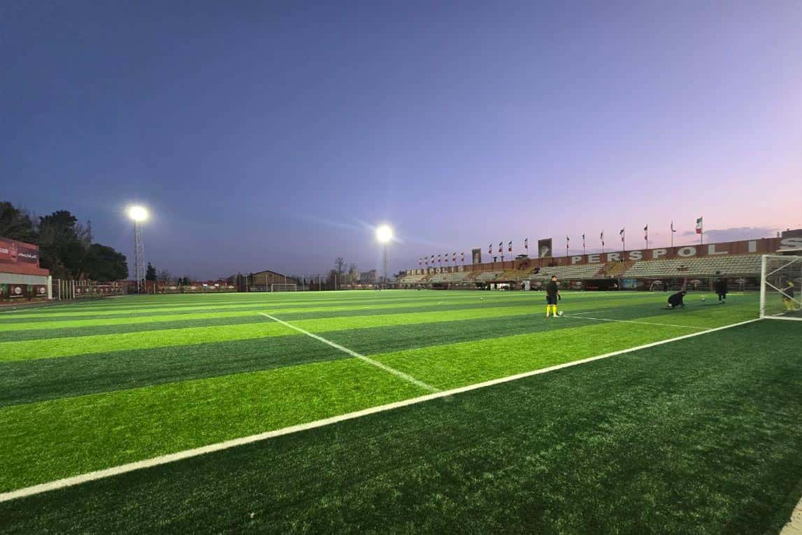 ورزشگاه درفشی فر - پرسپولیس